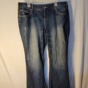Womens Maurices Jeans Flared out legs -- ITEM #1678